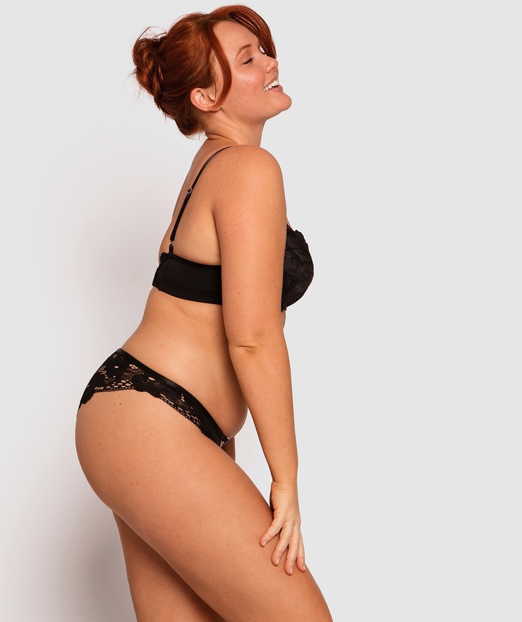 Brooke Nichole Lee