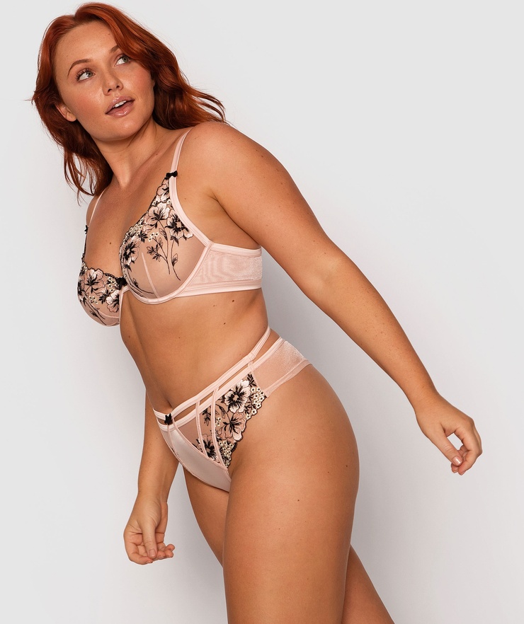 Picture of Brooke Nichole Lee