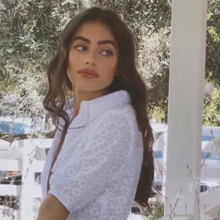 Yael Shelbia Yael Shelbia