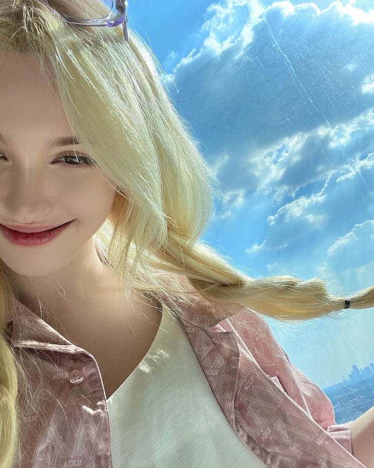 Elina Karimova Elina Karimova