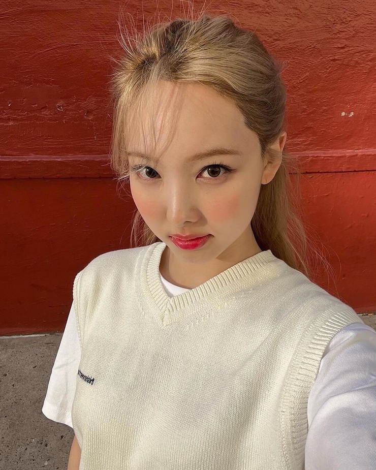 Im Nayeon