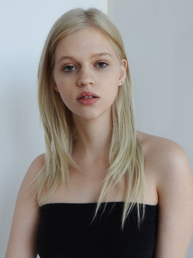 Emma Karla Peet
