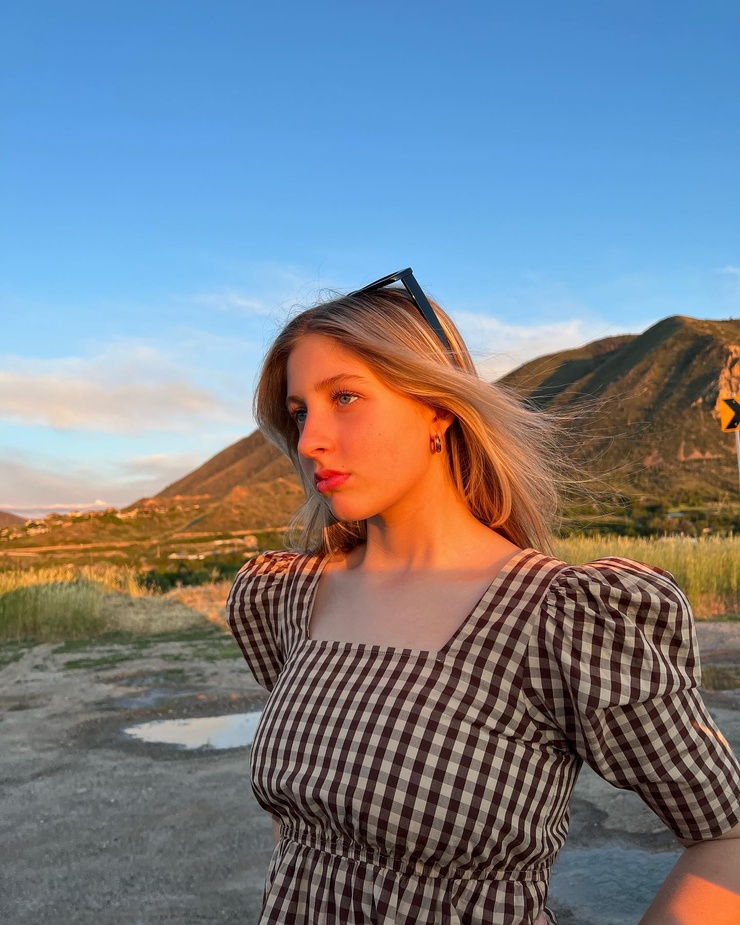 Amanda Claire Henry