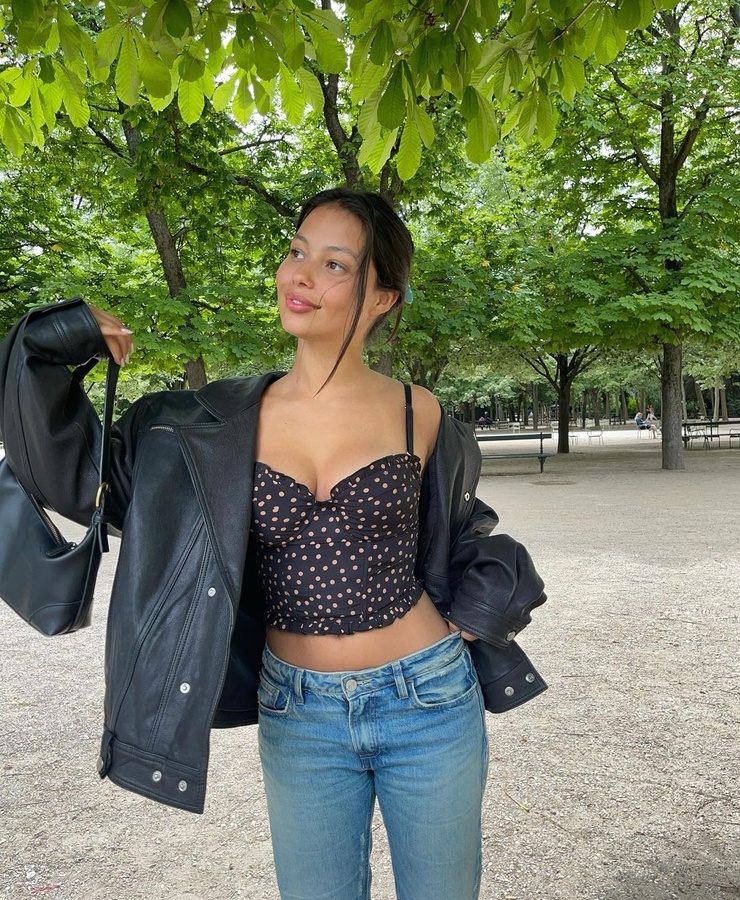 Fiona Barron Fiona Barron