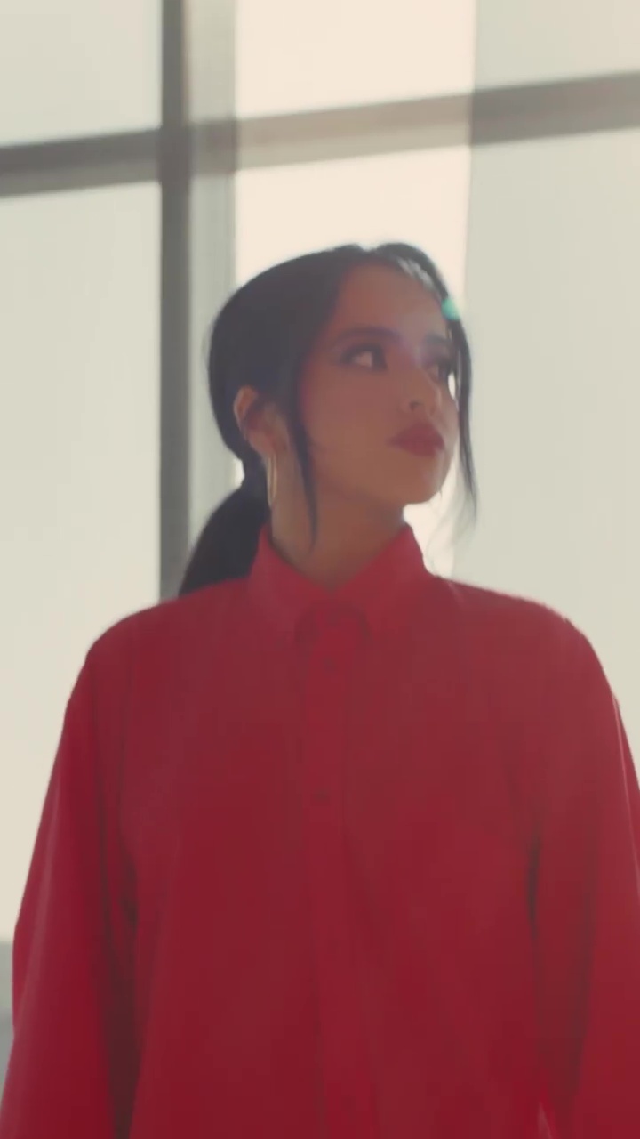 Becky G.