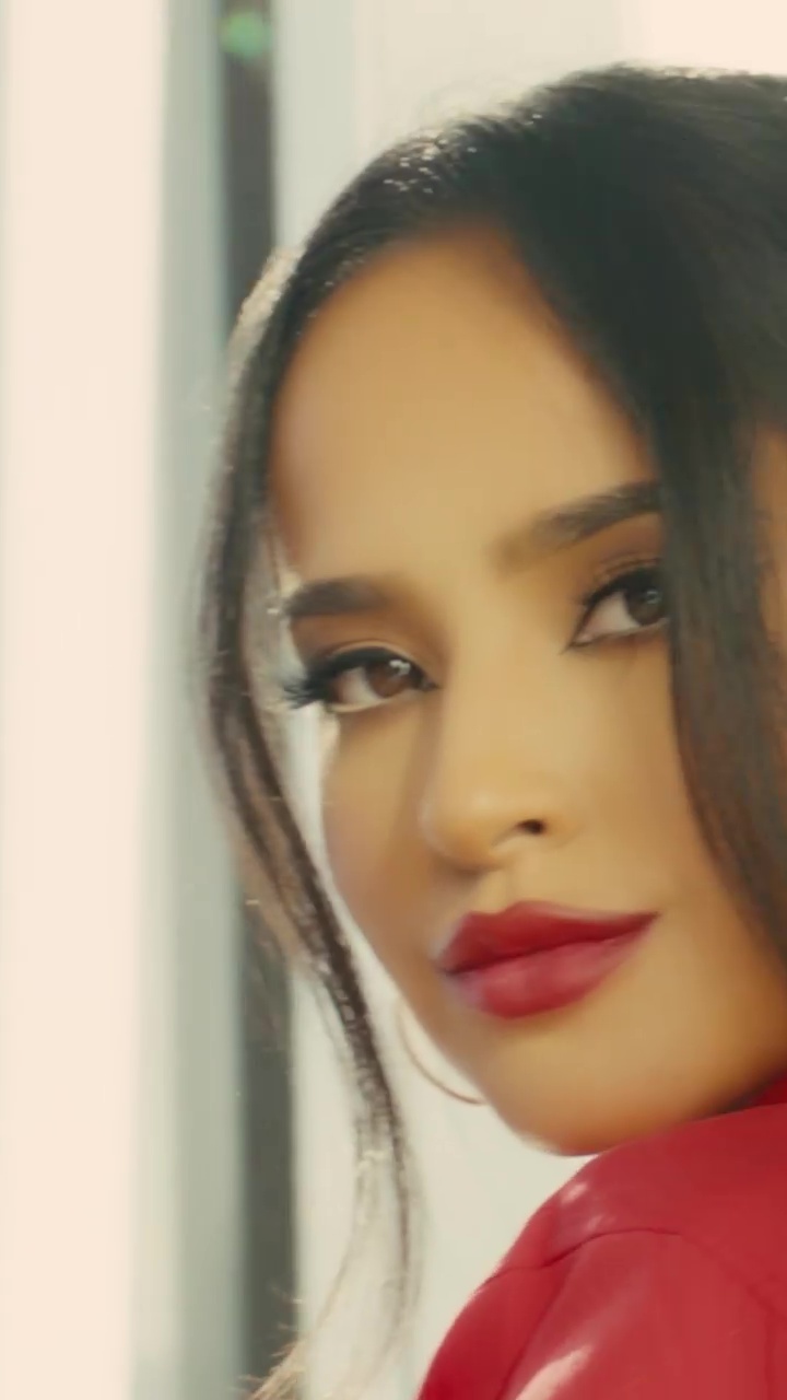 Becky G.