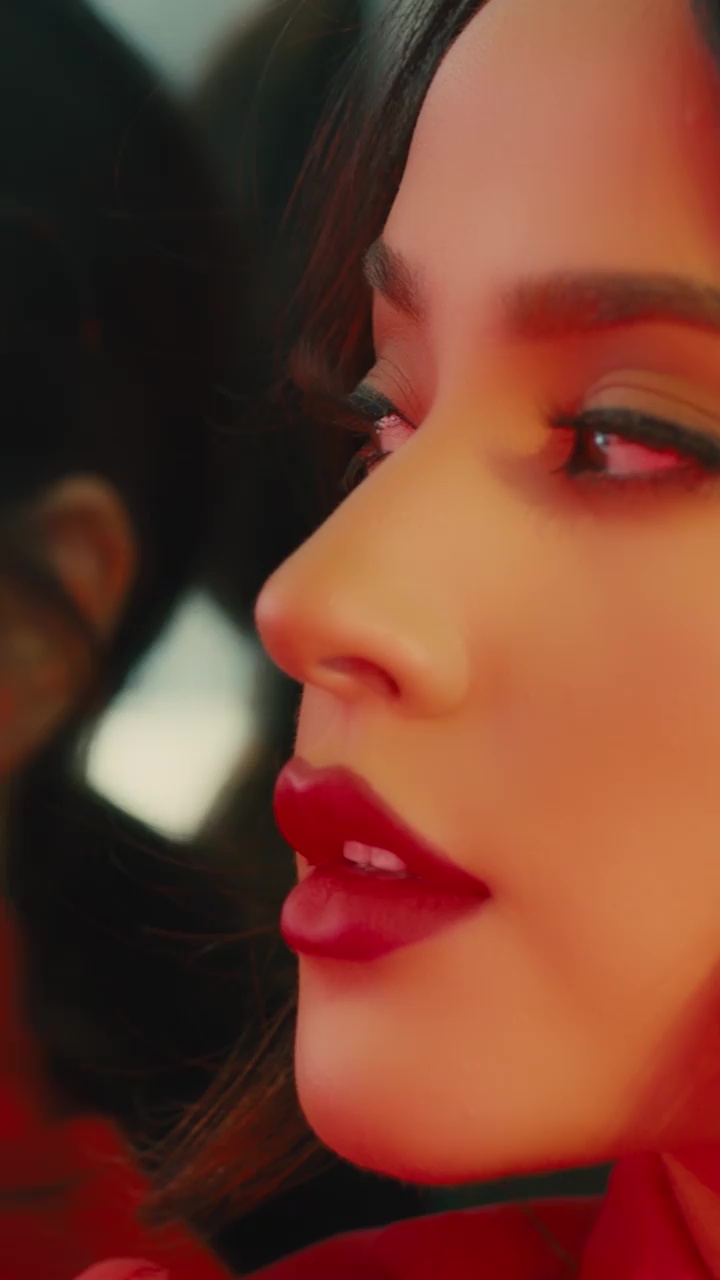 Becky G.