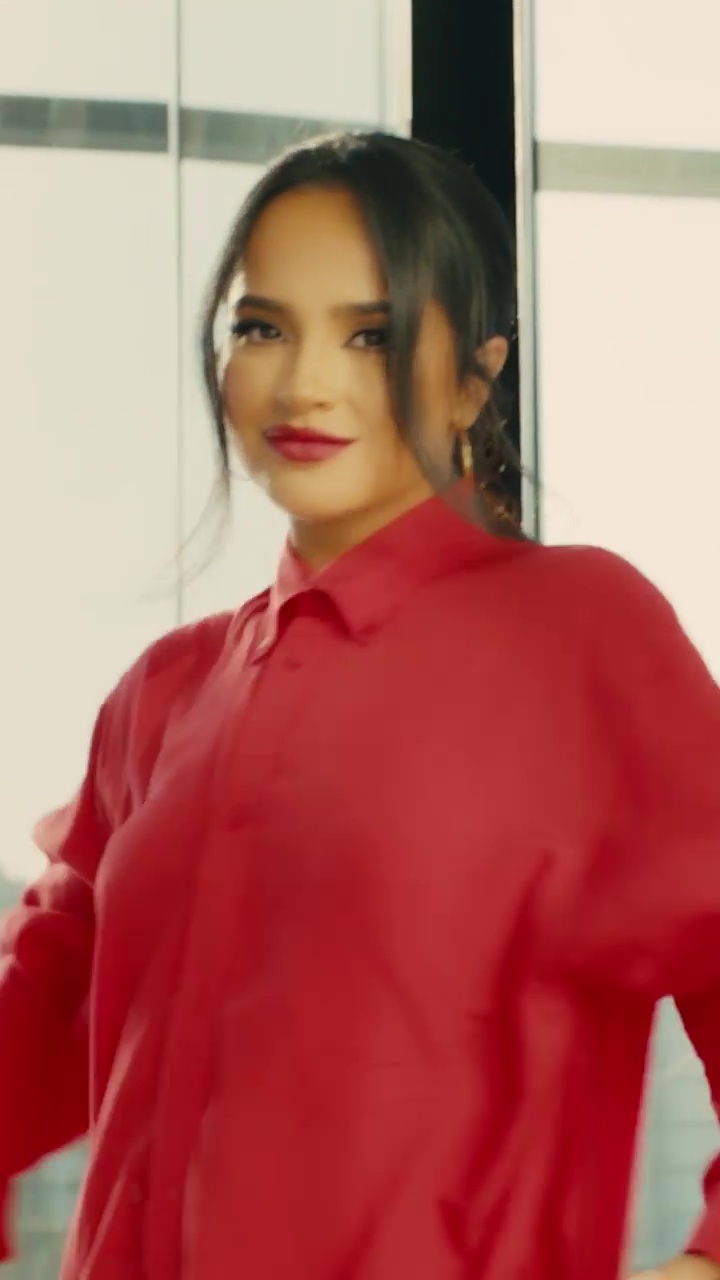 Becky G.