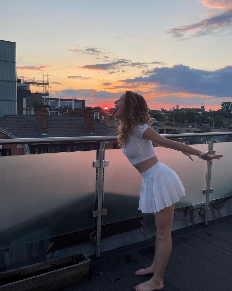 Brittany Robertson Brittany Robertson