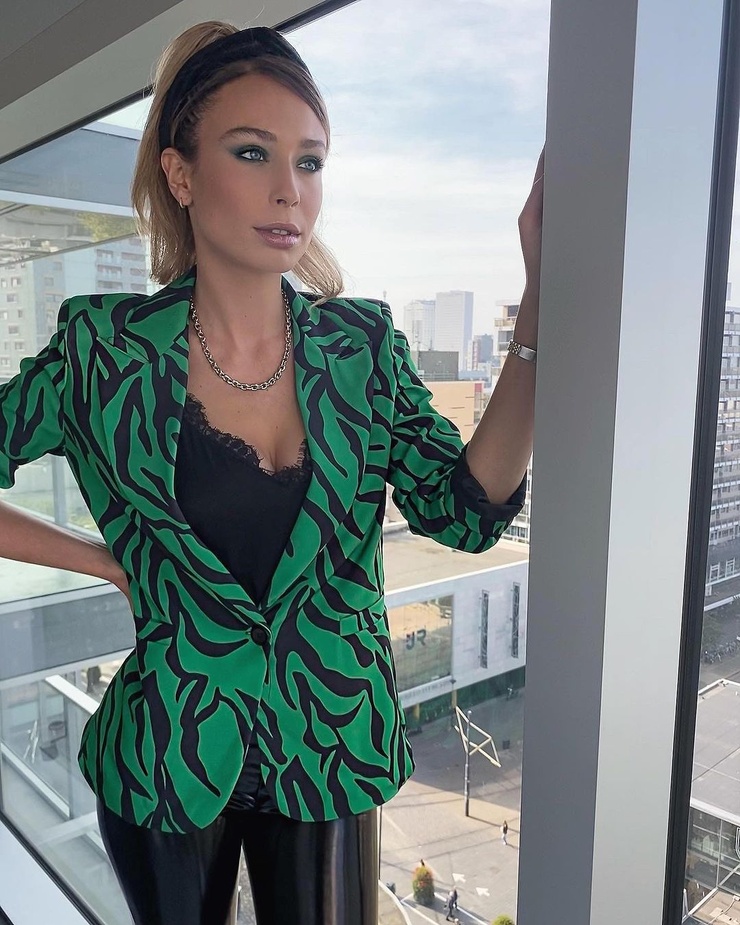 Loiza Lamers Loiza Lamers