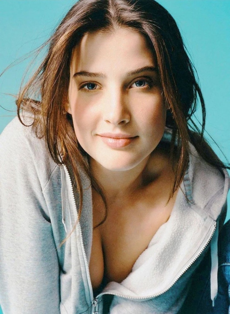 Cobie Smulders Cobie Smulders