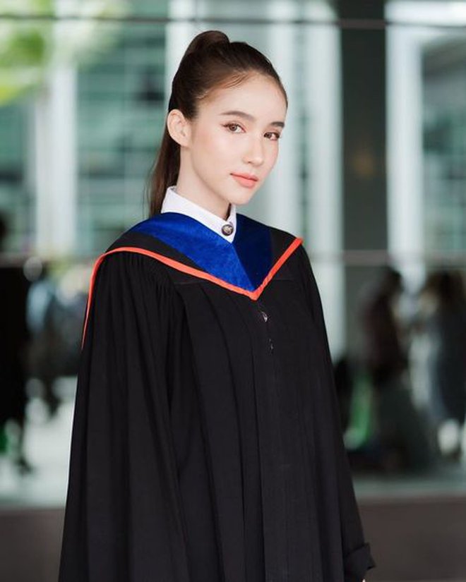 Yoshi Rinrada Thurapan