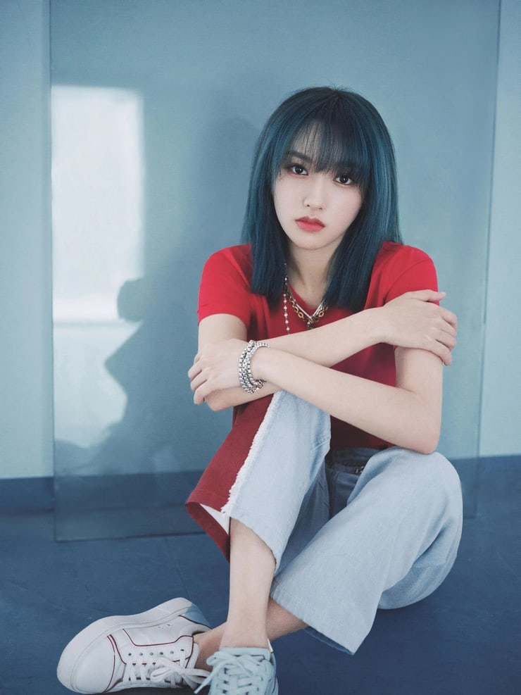 Cheng Xiao (็จ็) Cheng Xiao (็จ็)
