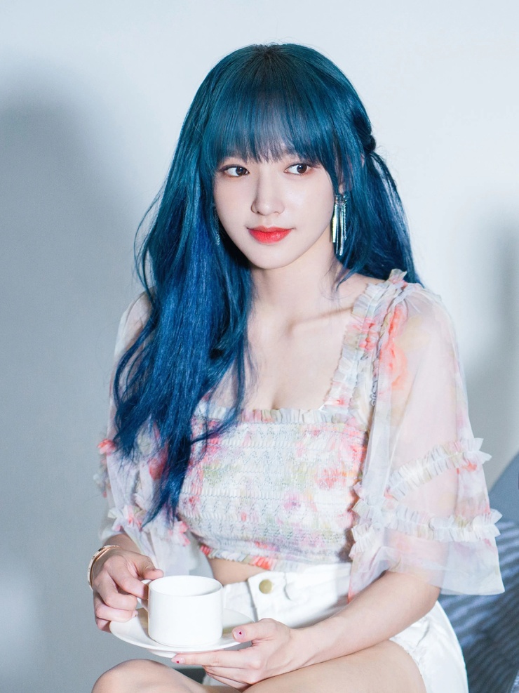 Cheng Xiao (็จ็) Cheng Xiao (็จ็)