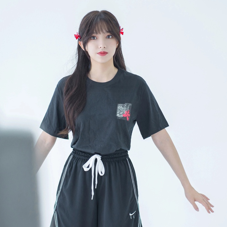 Cheng Xiao (็จ็) Cheng Xiao (็จ็)