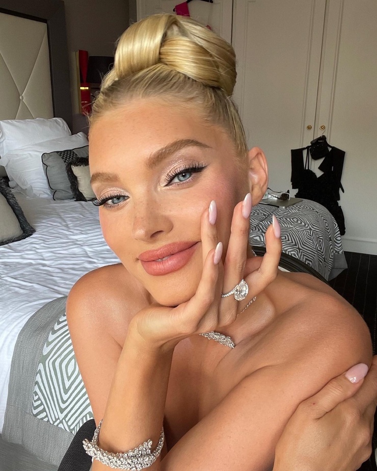 Elsa Hosk