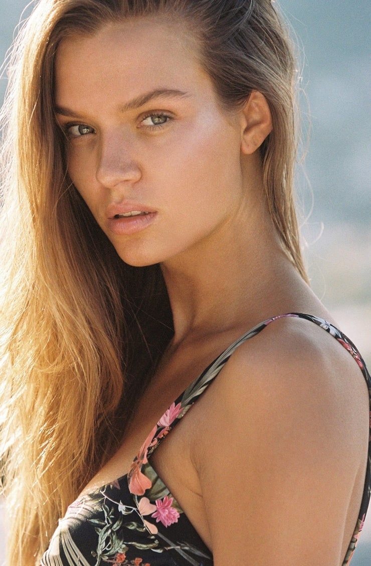 Josephine Skriver