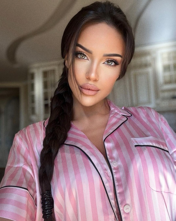 Anastasia Taylakova Anastasia Taylakova