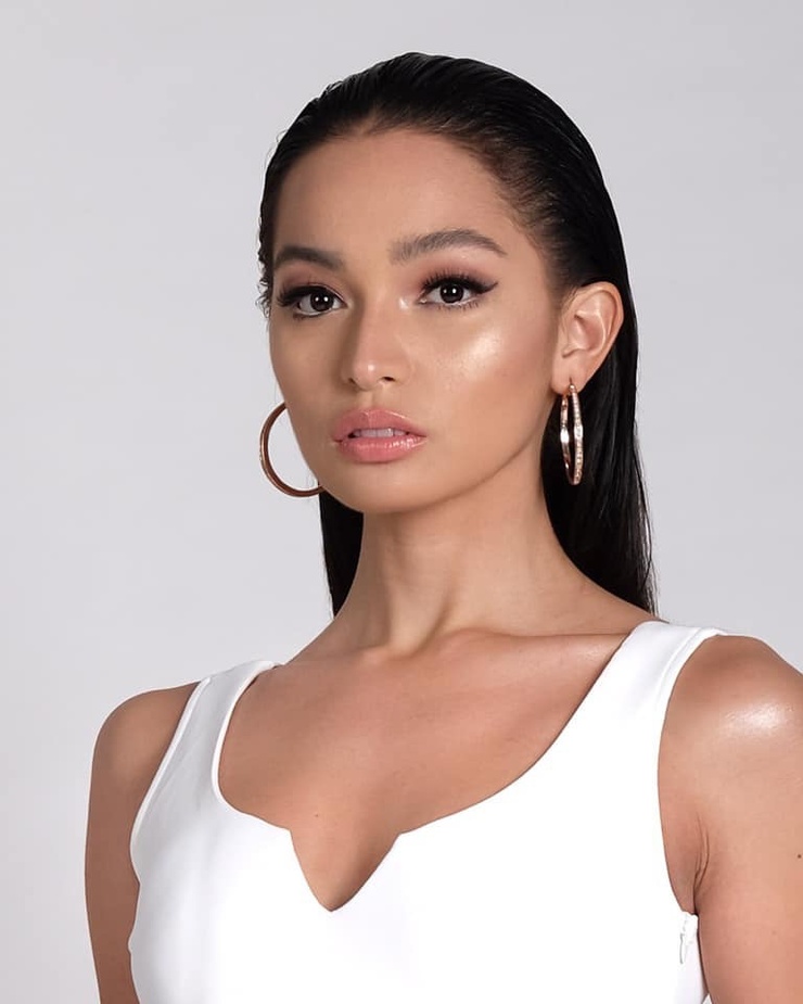 Bella Ysmael
