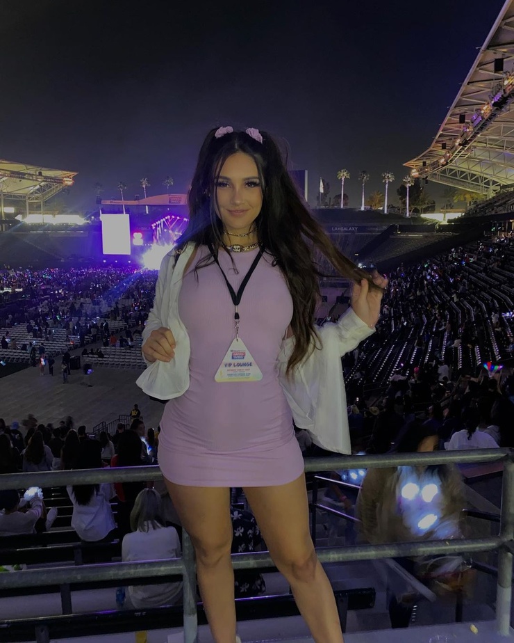 Natalie Gibson Natalie Gibson