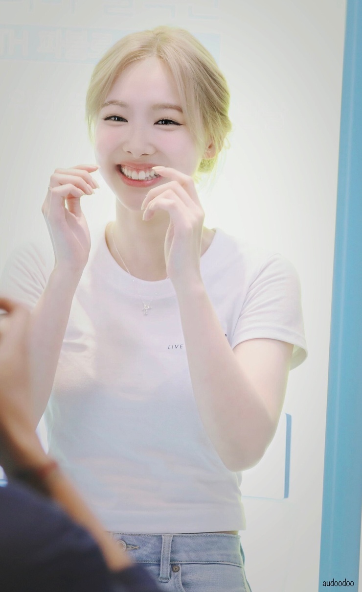Im Nayeon