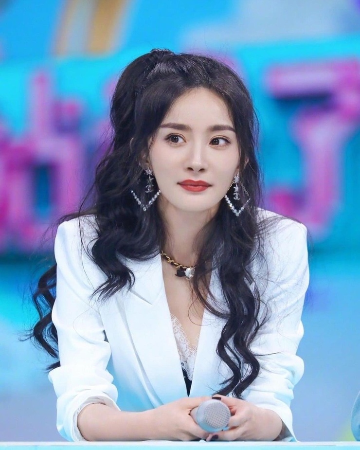 Mi Yang Mi Yang