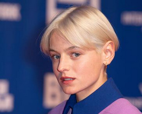 Emma Corrin Emma Corrin