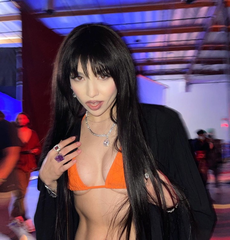 Ava Max