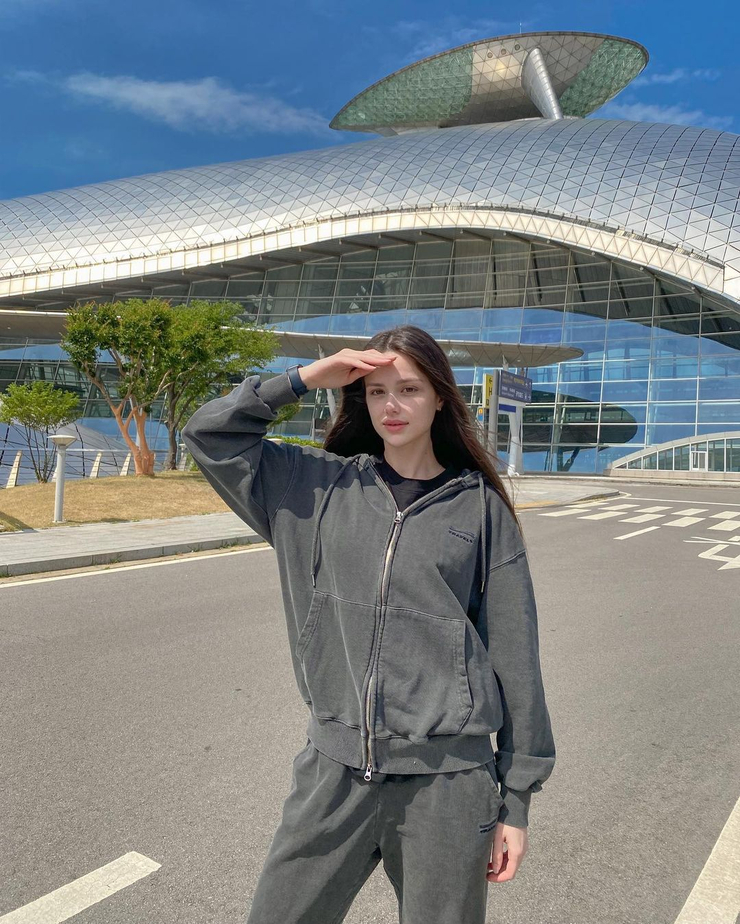 Lisa Rosh Lisa Rosh