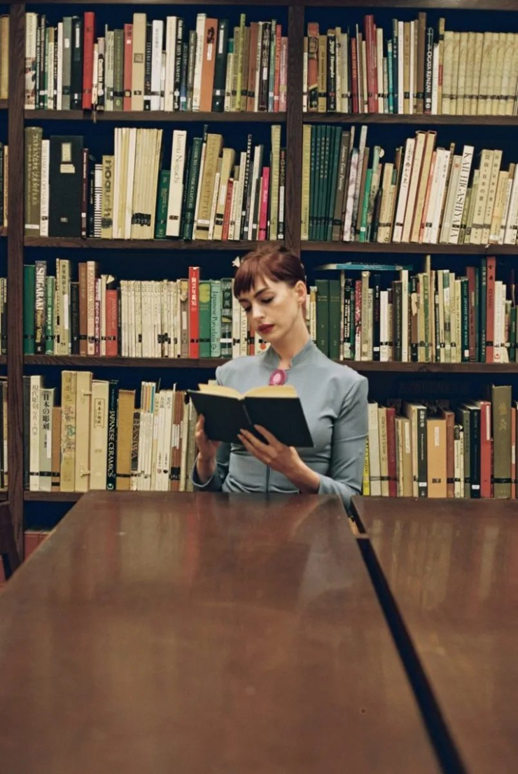 Anne Hathaway Anne Hathaway