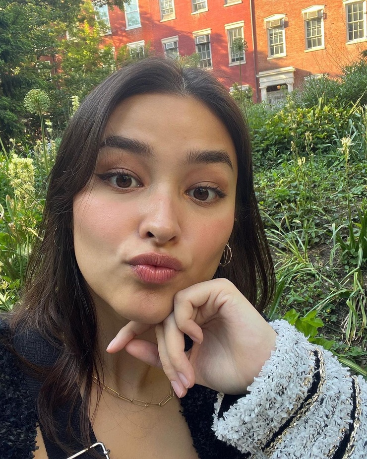 Liza Soberano