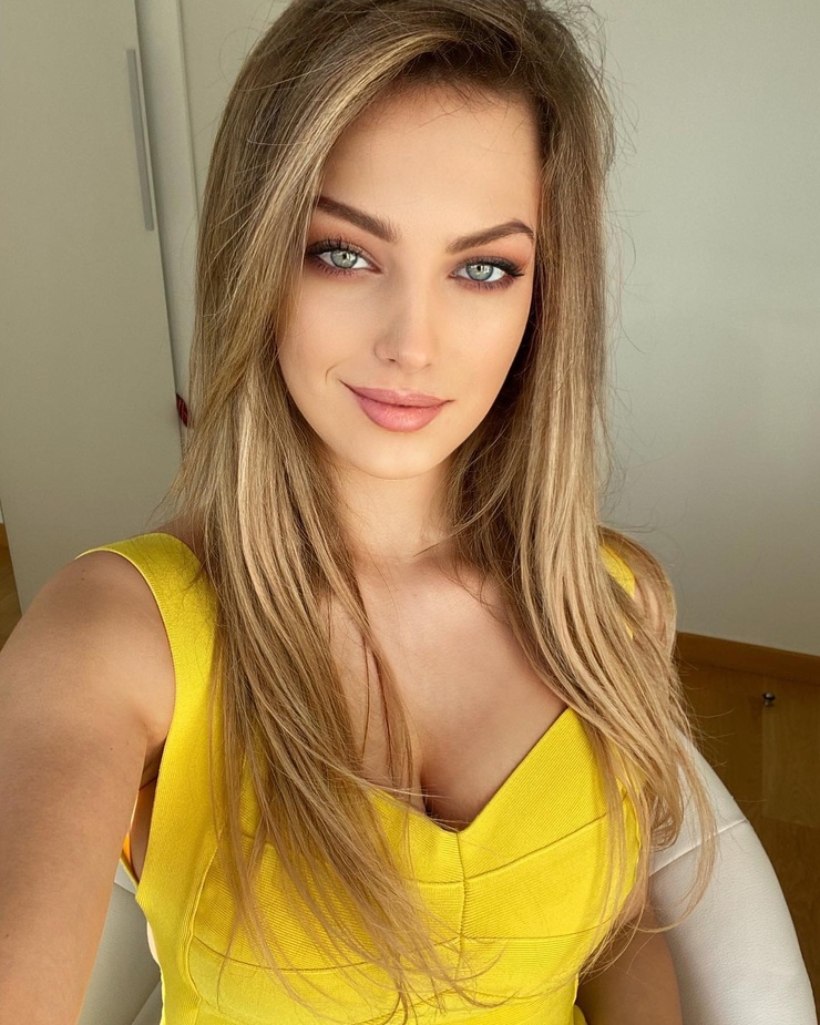 Klaudia Wonatowska Klaudia Wonatowska