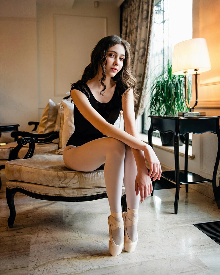 Veronika Khlopetska Veronika Khlopetska