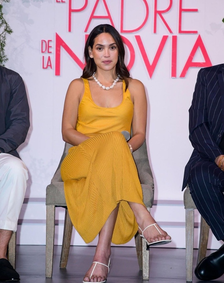 Adria Arjona