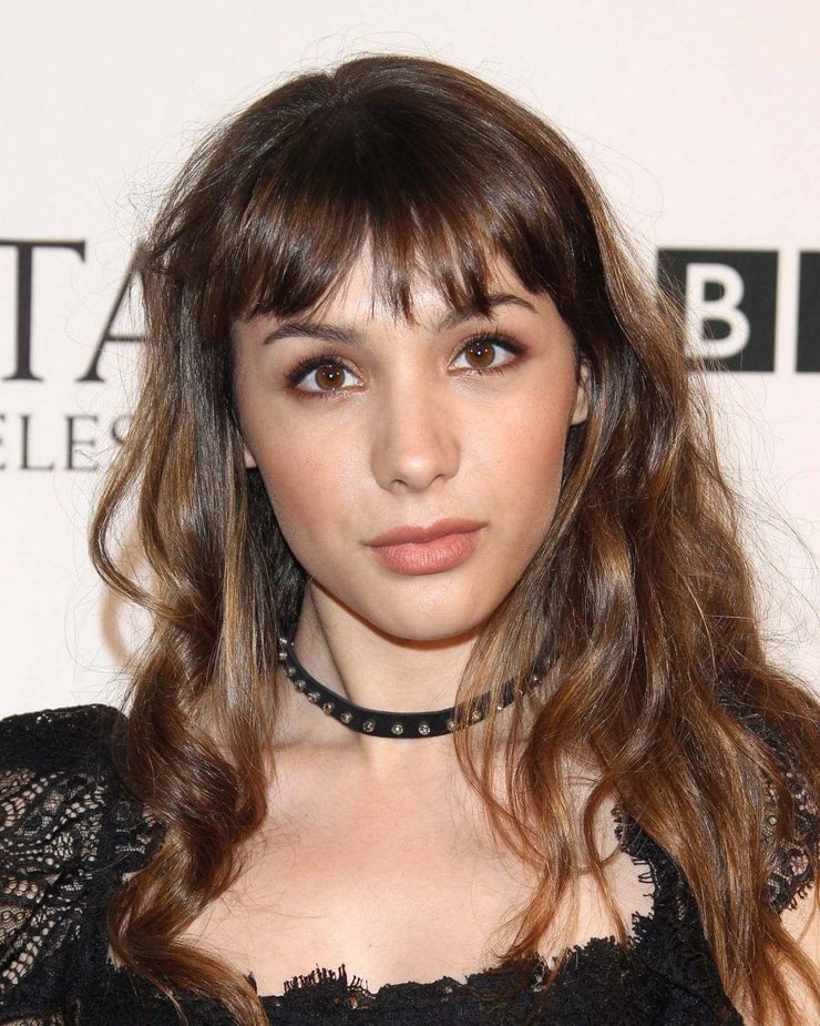 Hannah Marks Hannah Marks