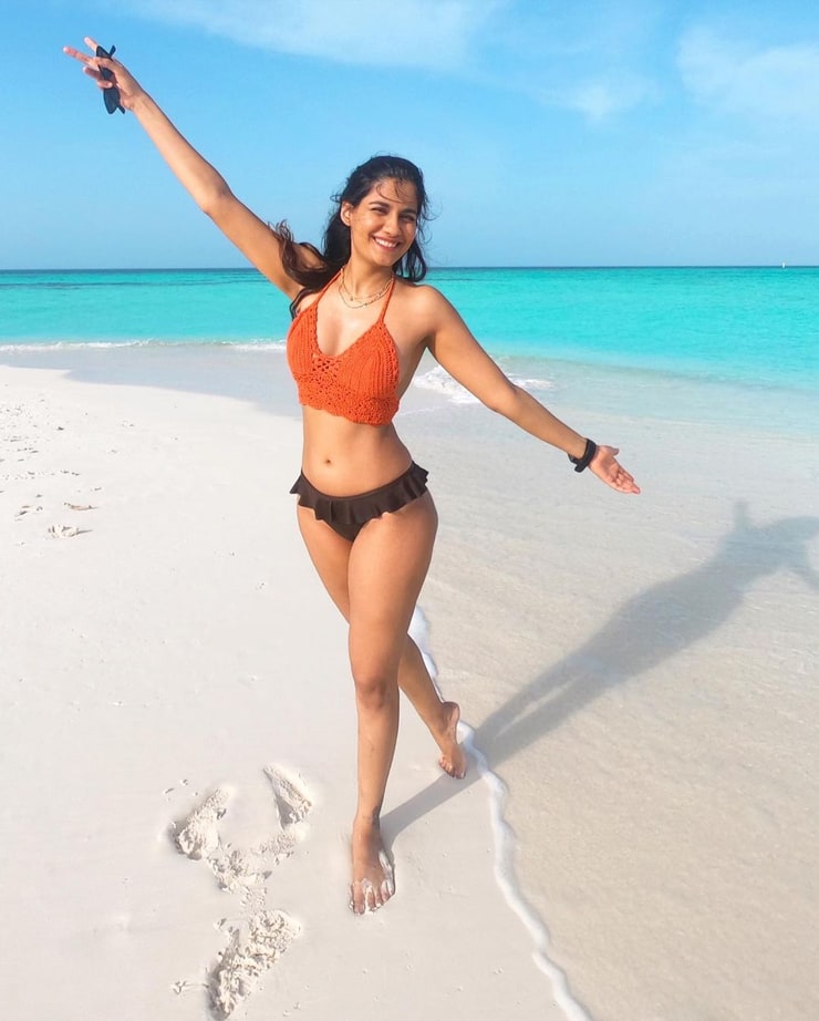 Shreya Dhanwanthary