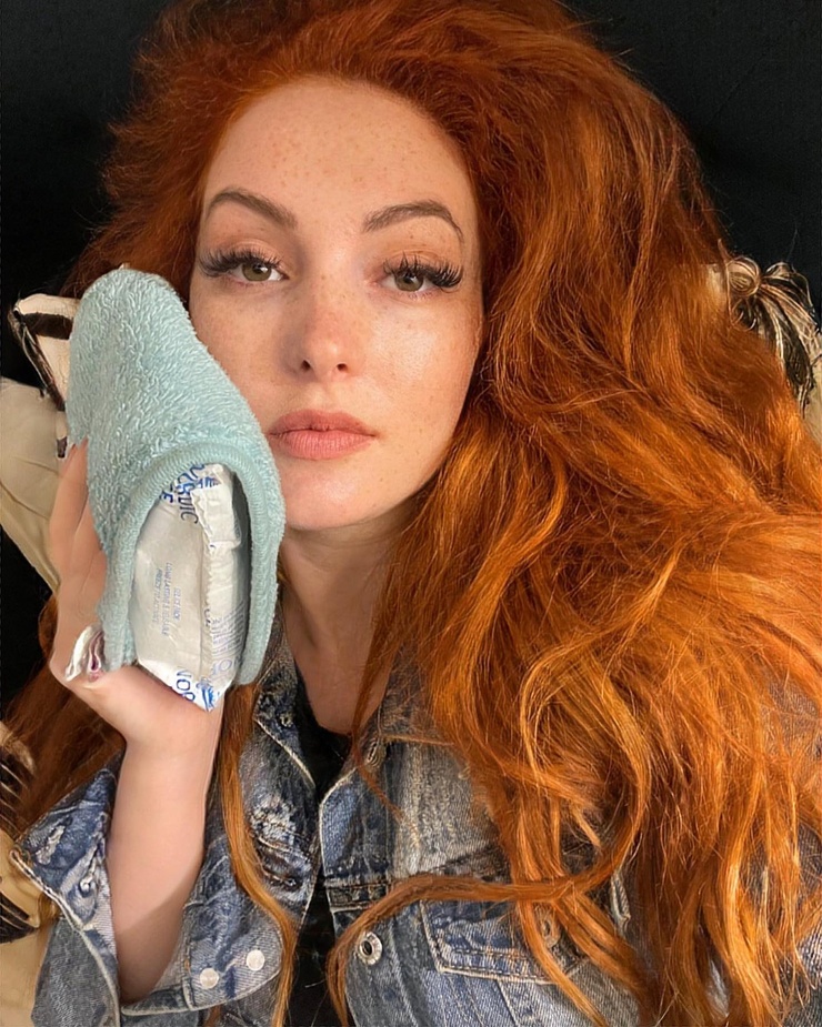 Nicole Simone