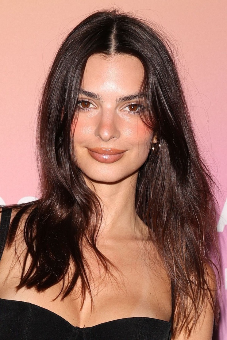 Emily Ratajkowski