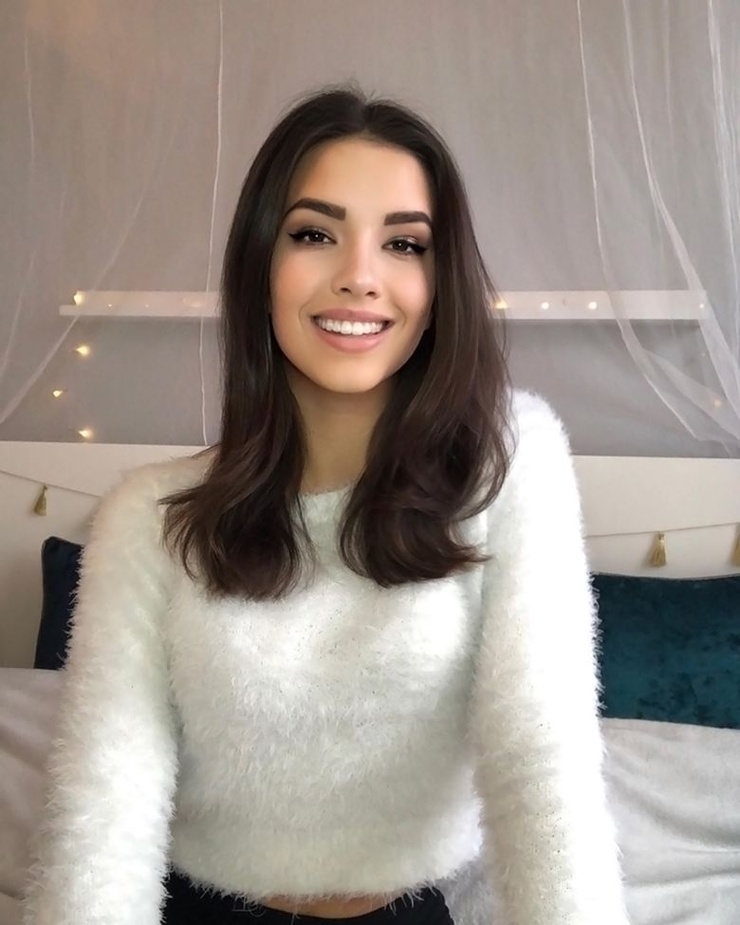 Elena Carlucci Elena Carlucci