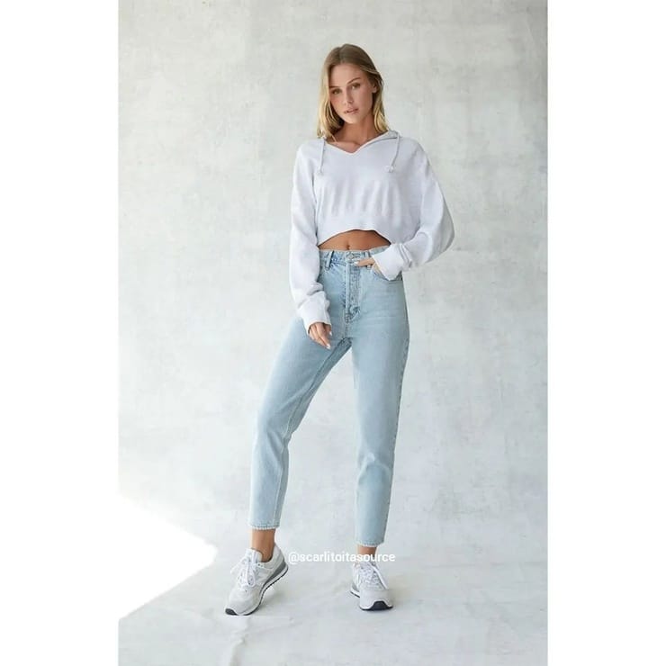 Scarlett Leithold Scarlett Leithold