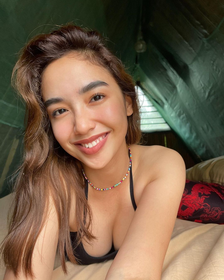 Francine Esclanda Francine Esclanda