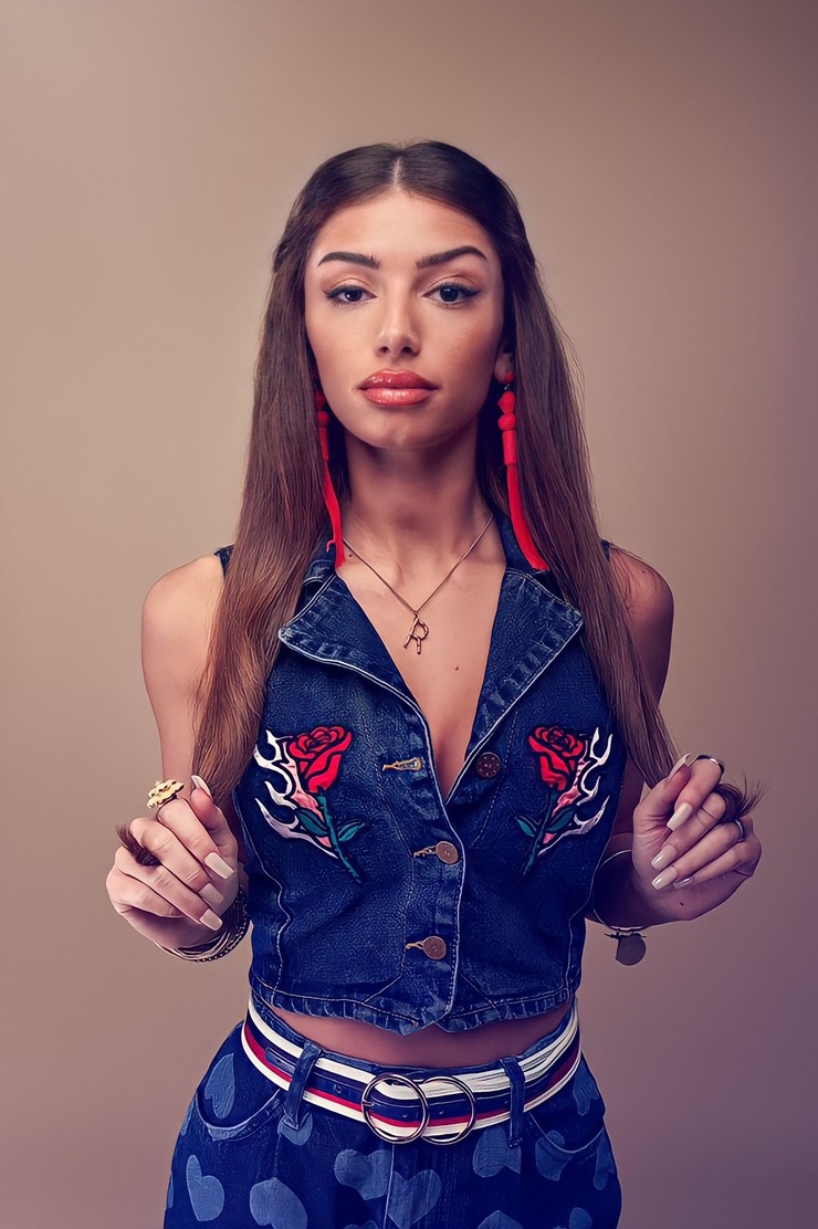 Picture of Mimi Keene