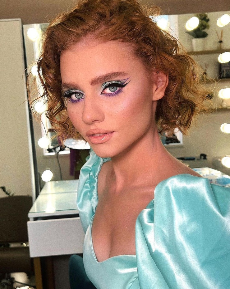 Liza Shmelyova Liza Shmelyova