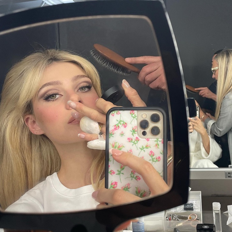 Nicola Peltz