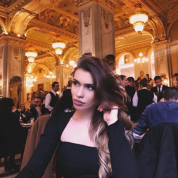 Alice Stroescu