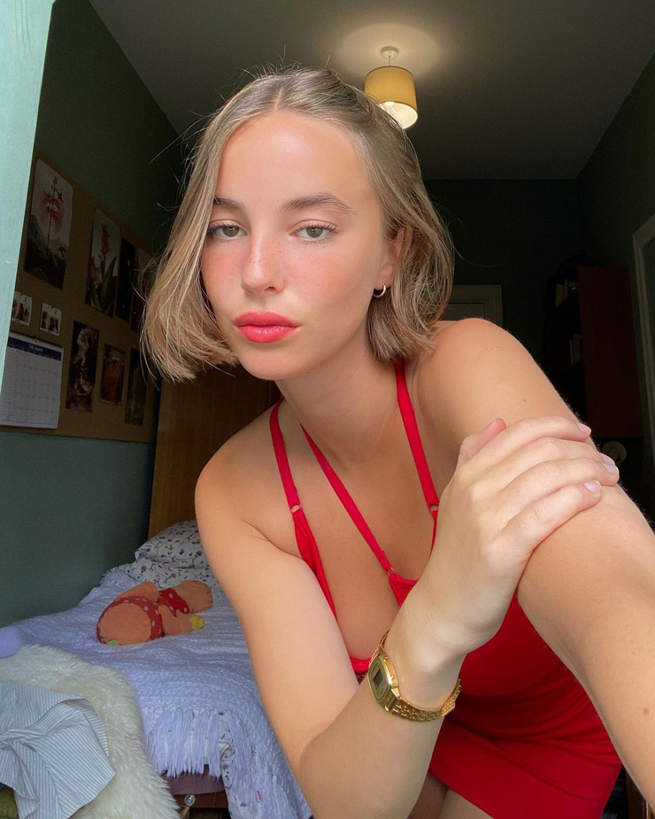 Amelie (model)