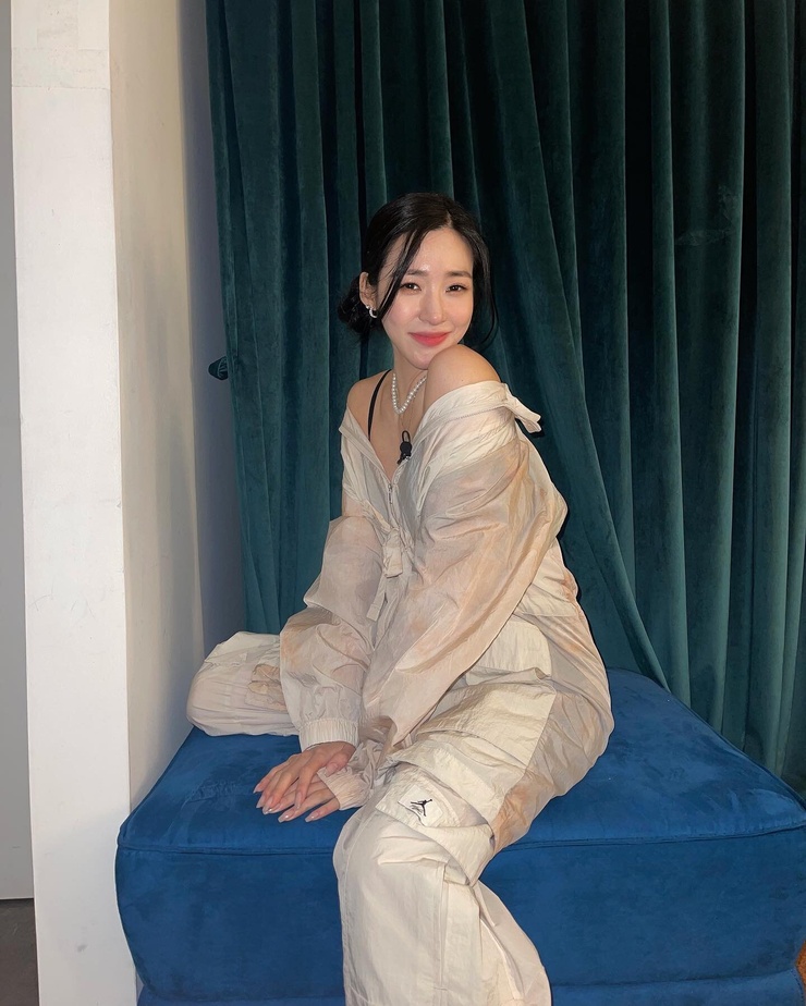 Hwang Mi-Young