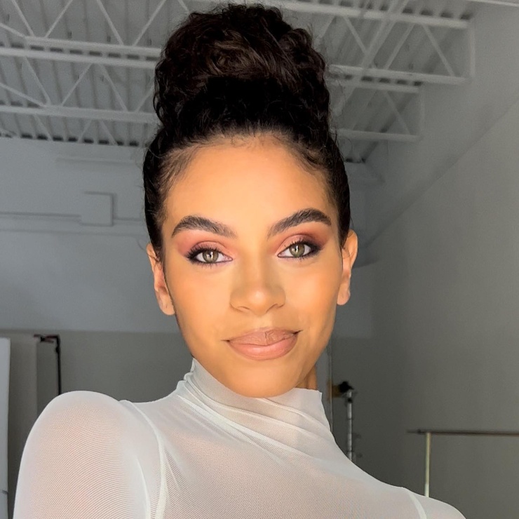 Arianna Barron Arianna Barron