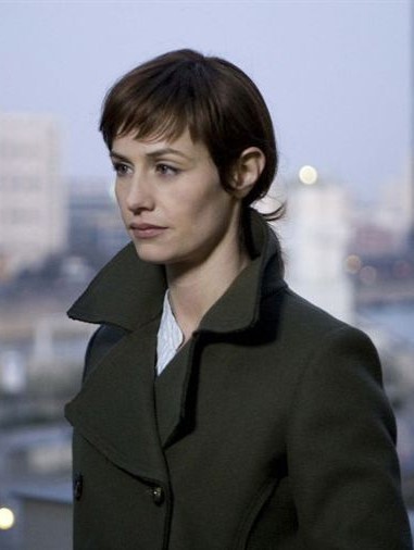 Cécile De France