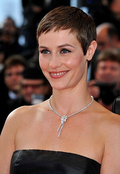 Cécile De France